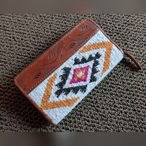 Ariat Wool Blanket Serape Geometric Patterned Wallet with Brown Accents
